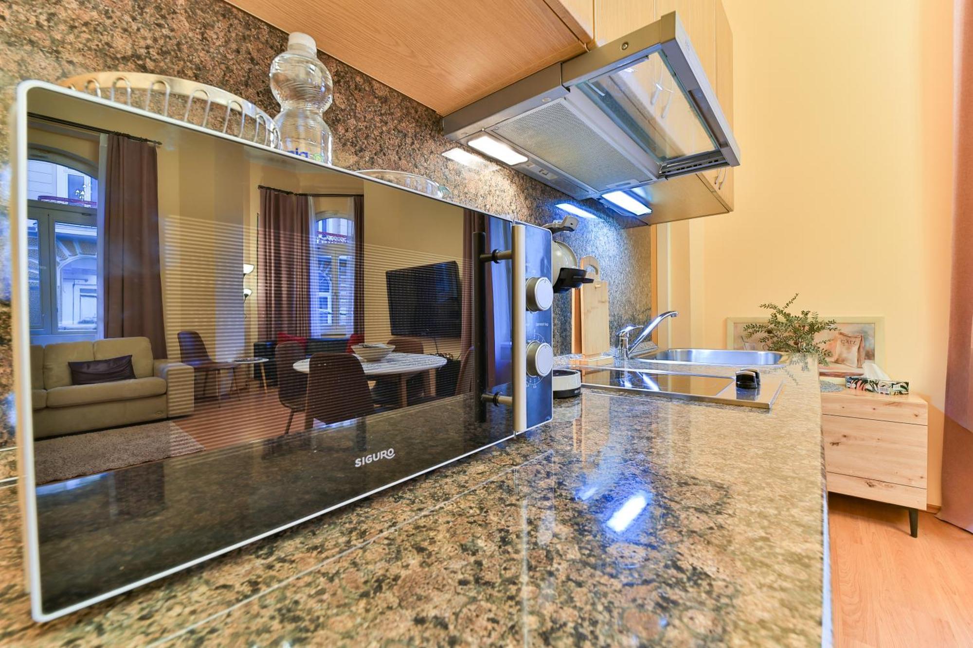 Anzio Apartments Marianske Lazne Bagian luar foto